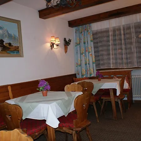 Waldesruh Semesterbostad Sautens